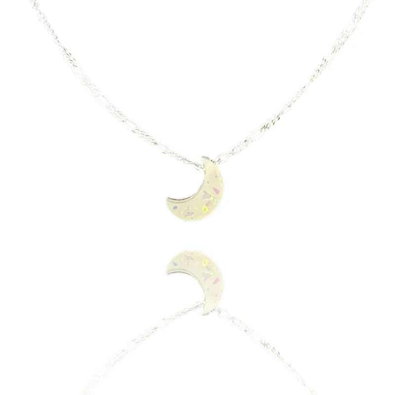 collier croissant de lune blanc